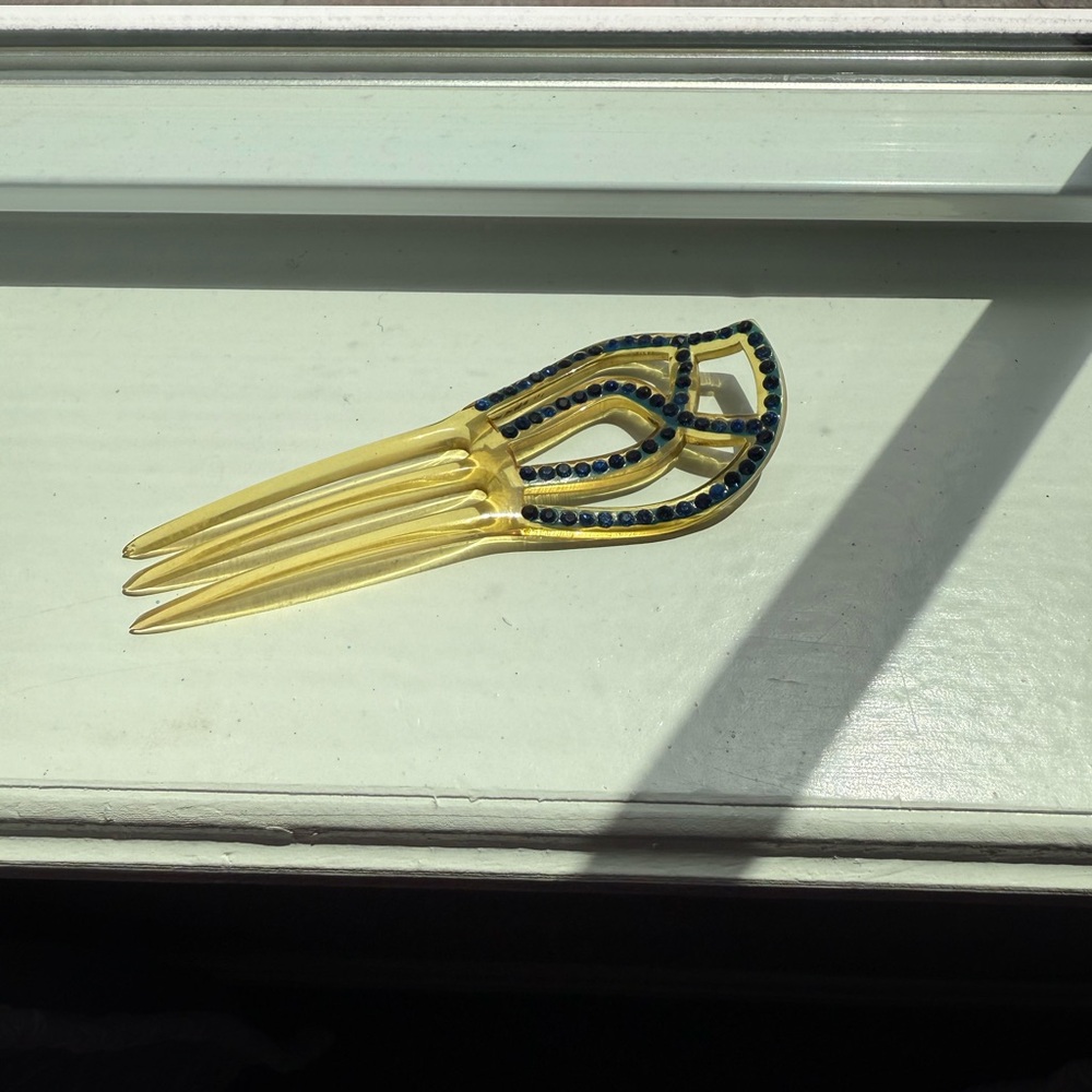 Antique 1920s celluloid Hair Comb with Blue sparkly stones. - Picture 7 of 8